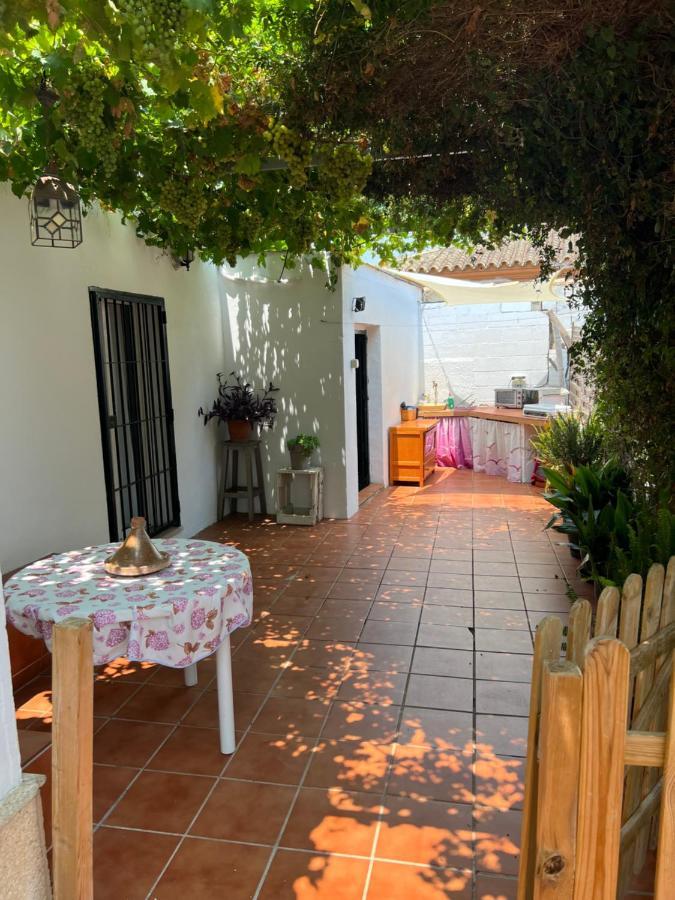 Suite Alhucema Chiclana de la Frontera Buitenkant foto
